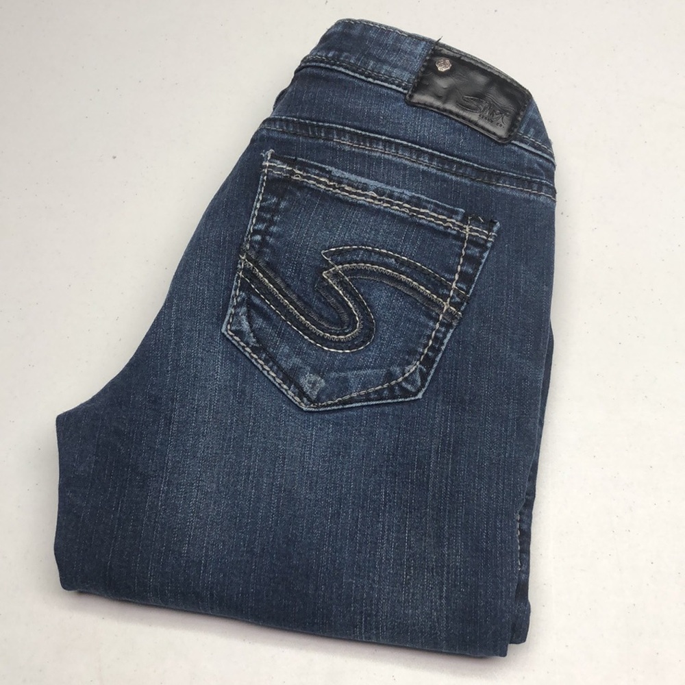 LIKE NEW SILVER AIKO MID SKINNY JEANS 26x29 ⭐️